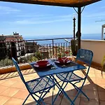Feriehus Il Terrazzo Di Marlu Taormina
